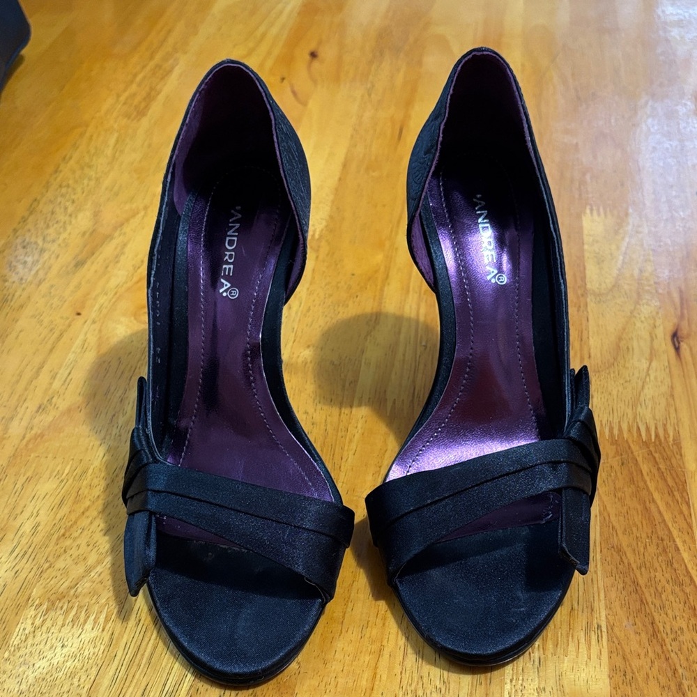 ANDREA Black Open-Toe Heels